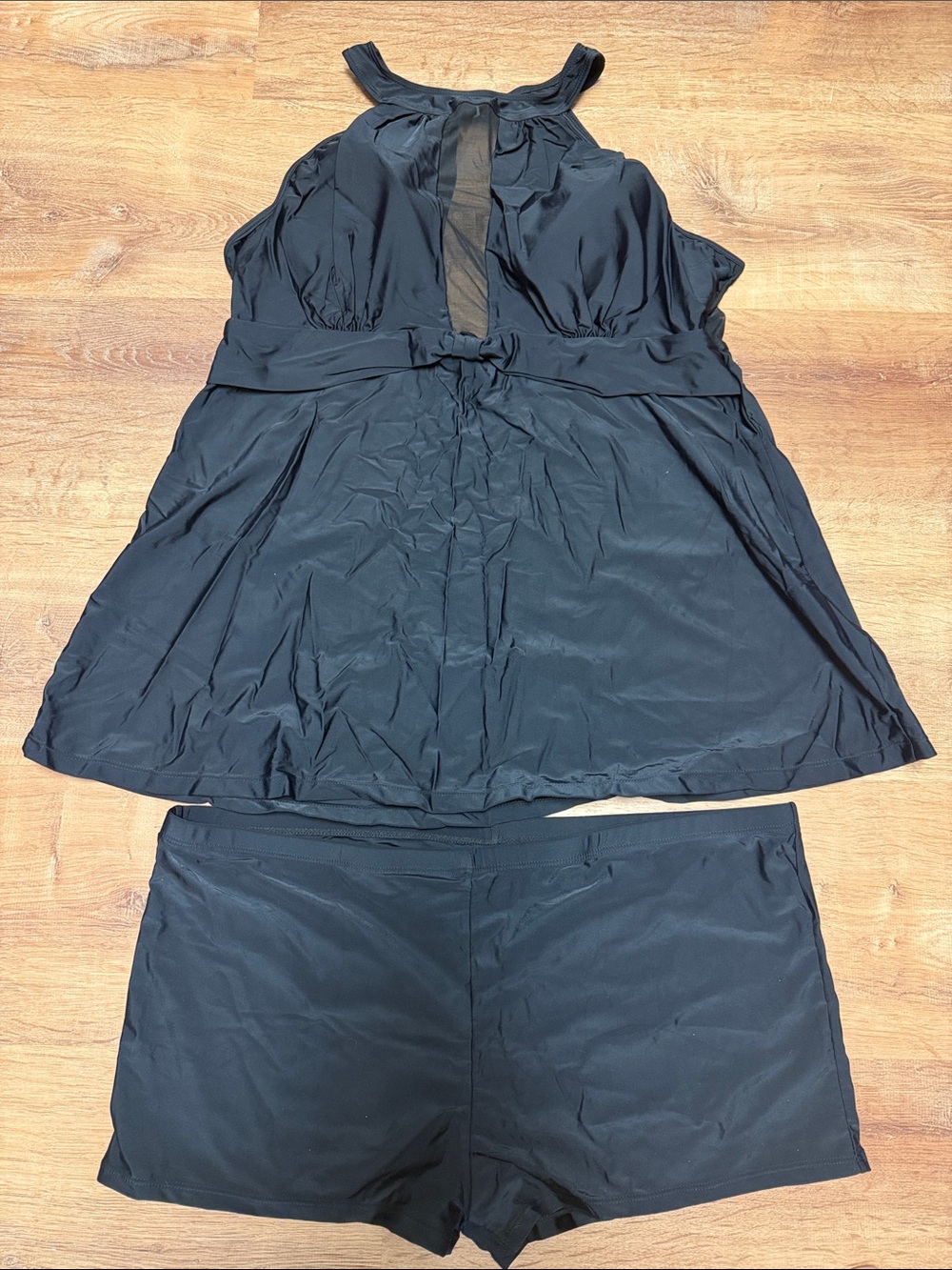 NEW- Black Two-Piece Tankini Swimset Shorts with Mesh Detail 4xl